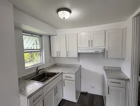 1716 N 6th St #NA - Photo 2 of 8