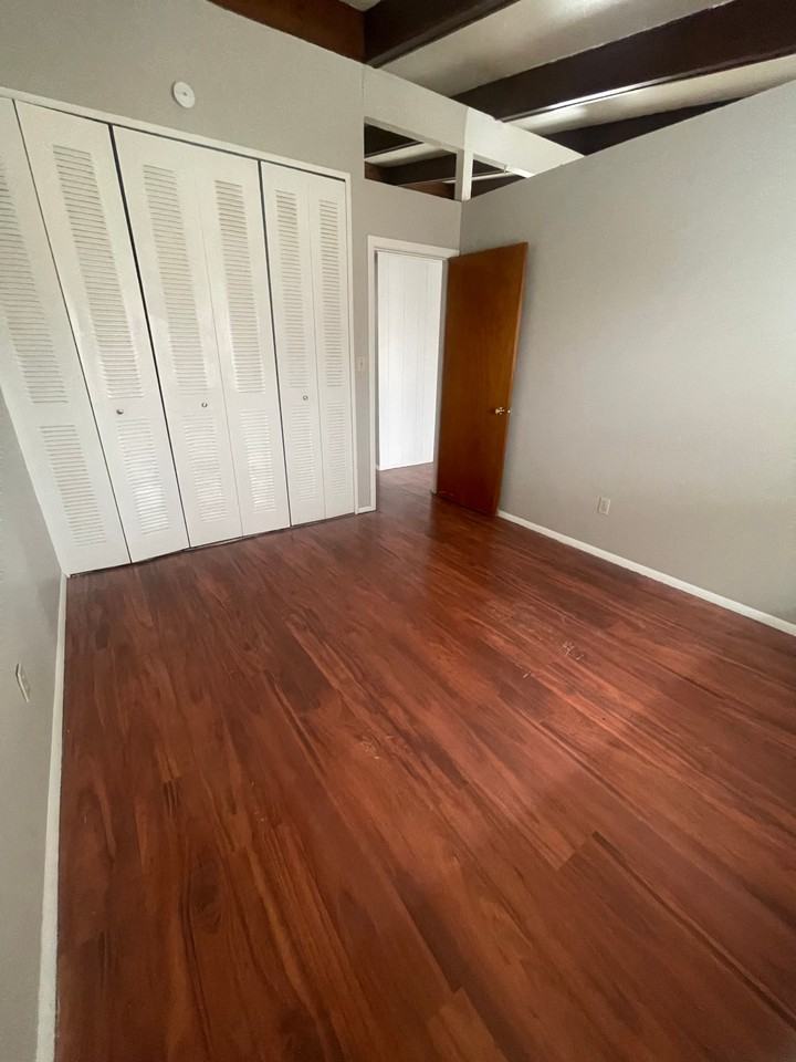 873 Bryant Ave #873 - Photo 2 of 7