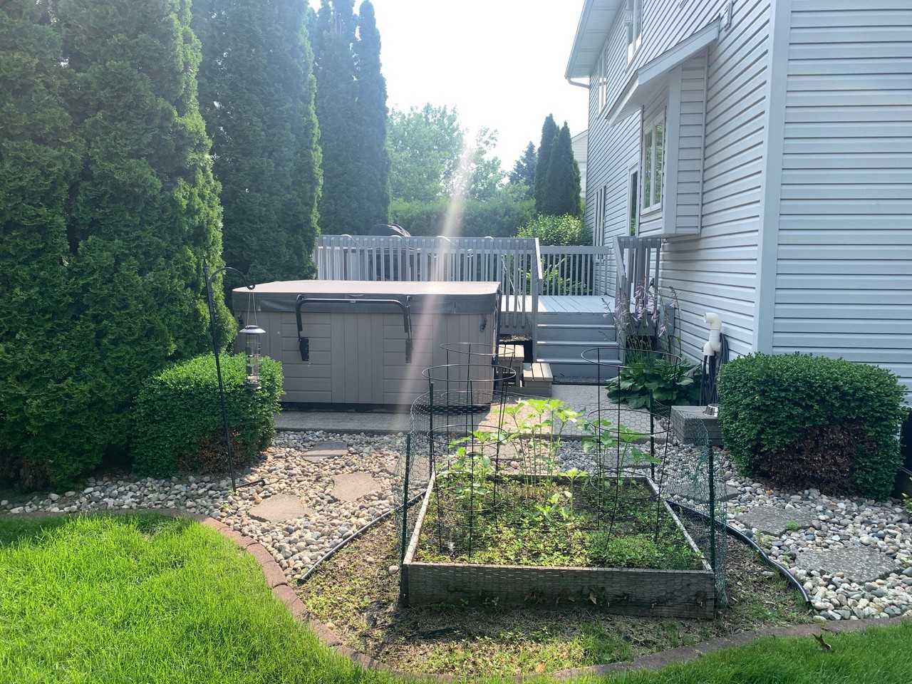 1631 Eastpointe Dr #NA - Photo 2 of 22