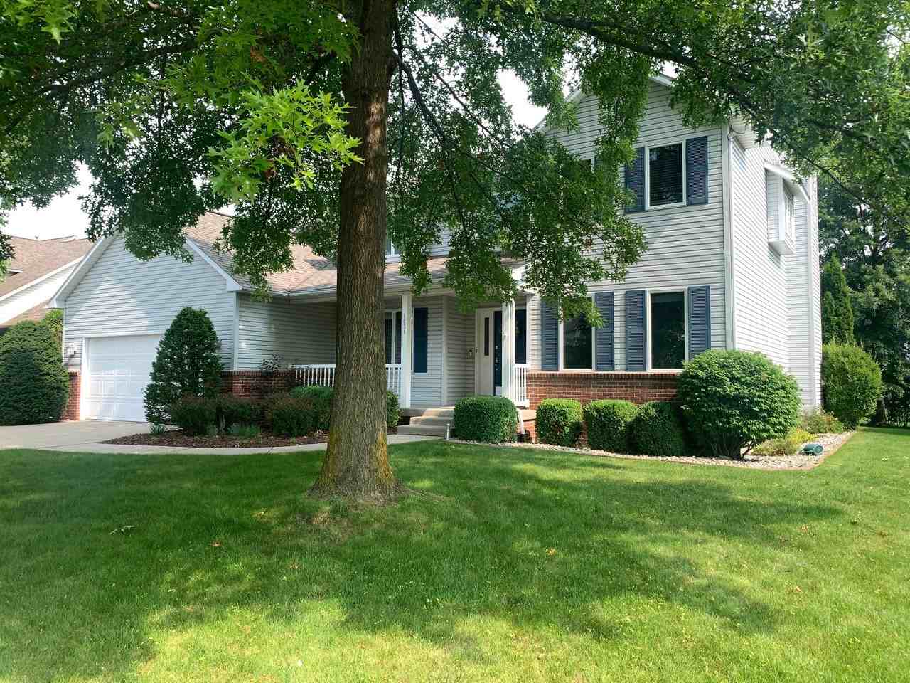 1631 Eastpointe Dr #NA - Photo 4 of 22