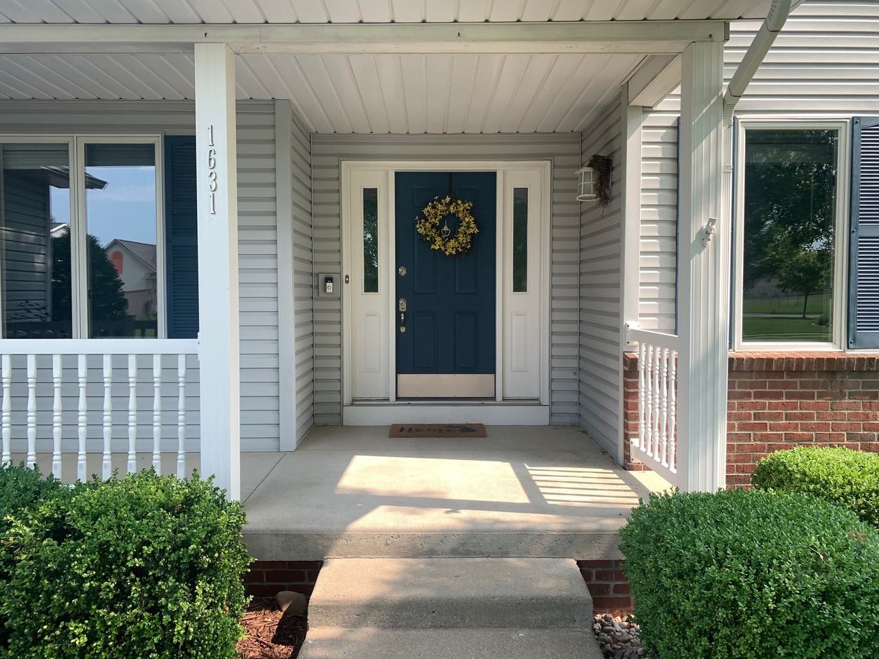 1631 Eastpointe Dr #NA - Photo 5 of 22