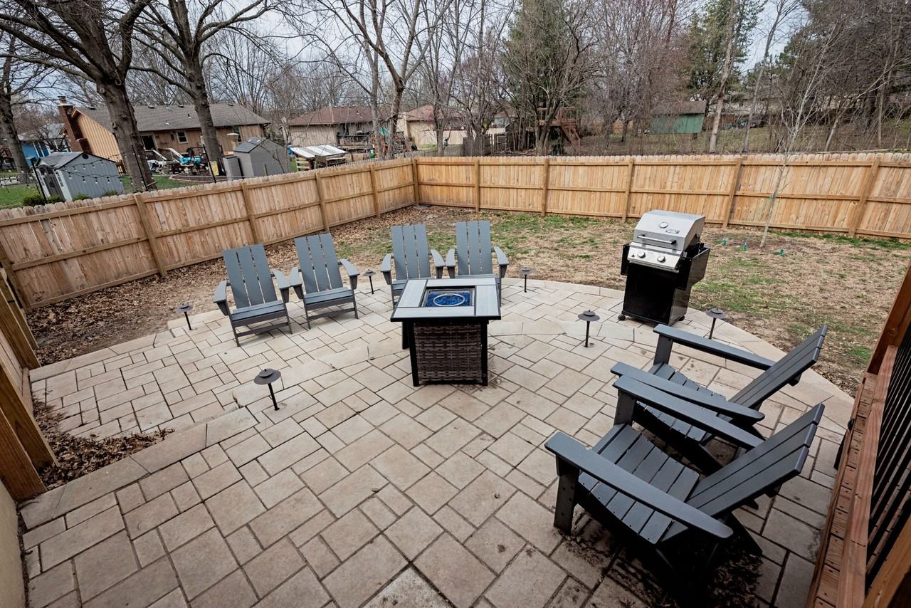 413 Se Lana Ct #NA - Photo 6 of 43