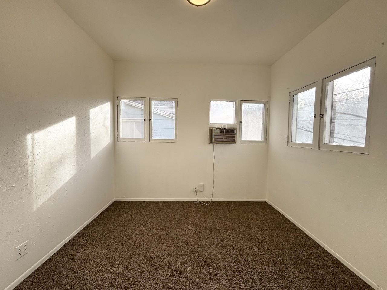 1110 E 200 S #4 - Photo 7 of 23