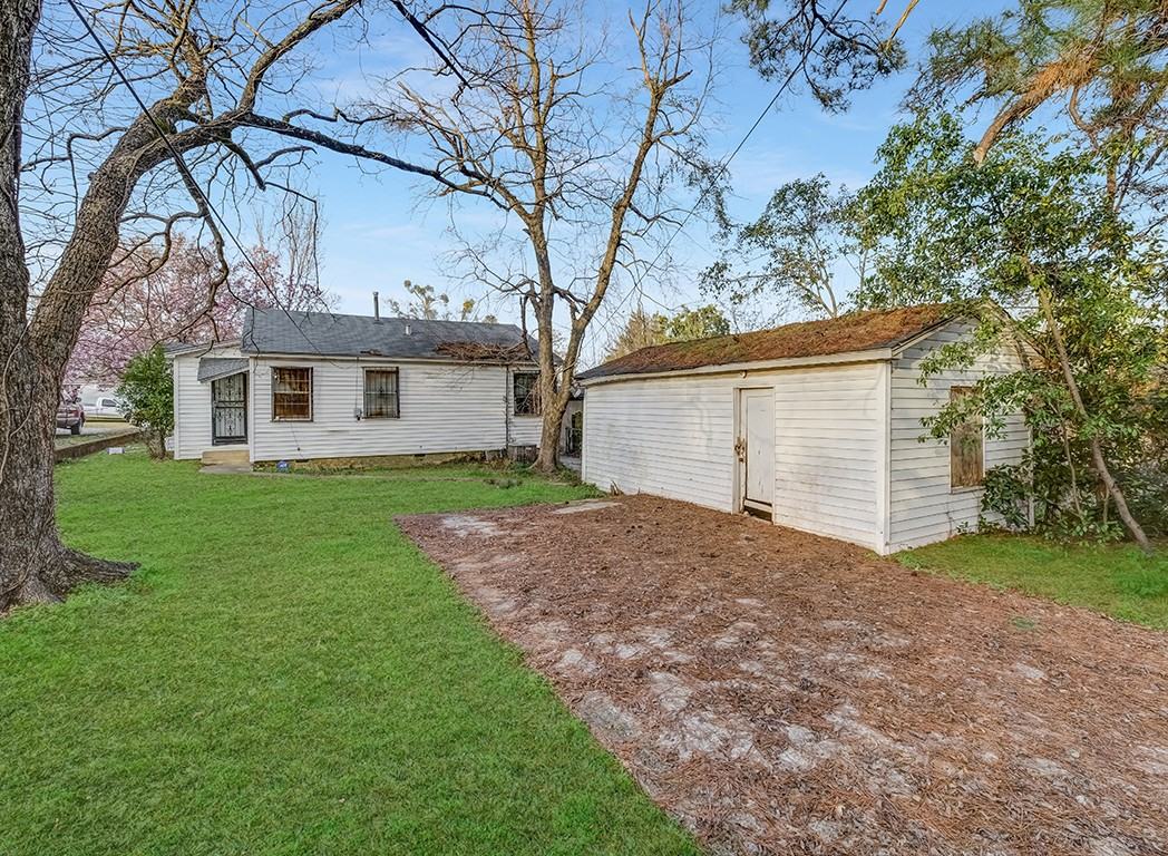 1607 W 17th St #NA - Photo 6 of 9