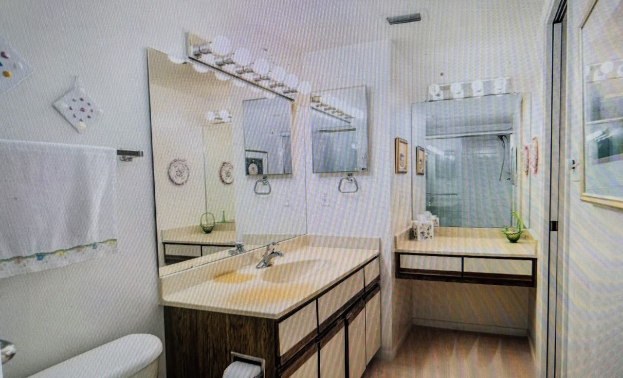 5400 Park St N Apt 404 #NA - Photo 4 of 11