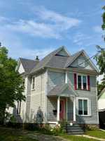 featured image of 238 Scott Ave #UPPER