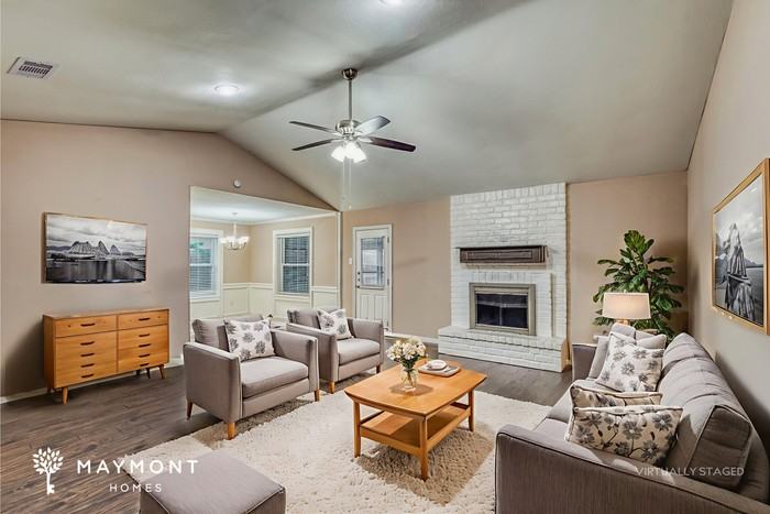 152 Bastrop St - Photo 4 of 13