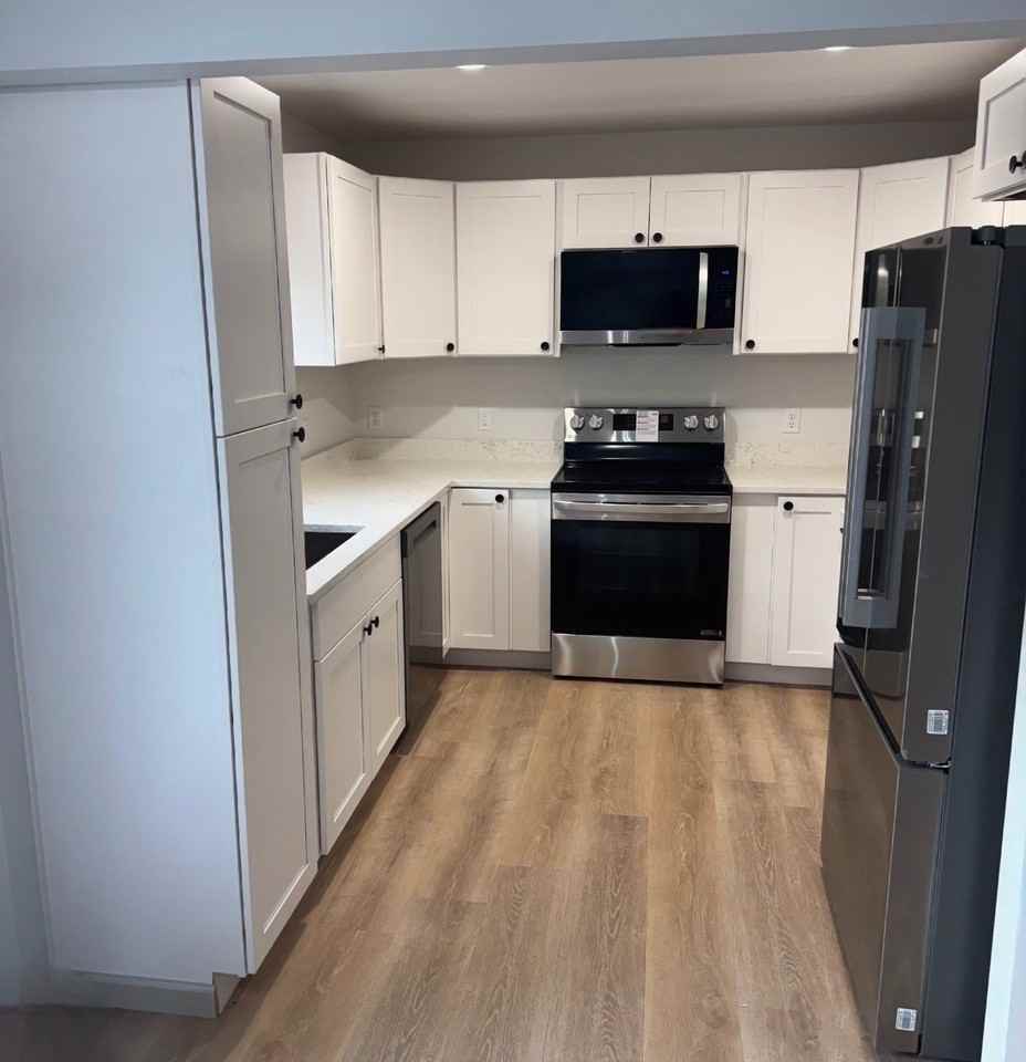 265B Ne Fourth St #NA - Photo 3 of 6