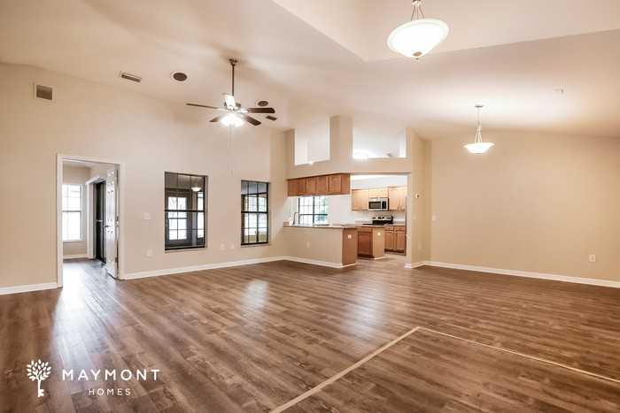 4541 Marsh Harbor Dr - Photo 6 of 15