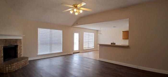 3909 Periwinkle Dr - Photo 2 of 27