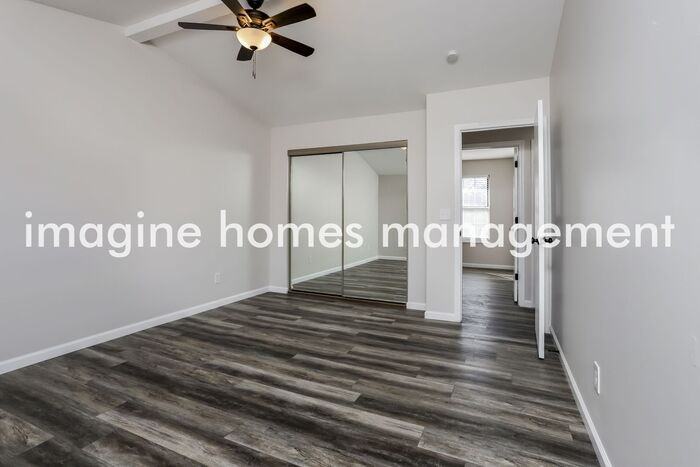 424 Harvest Hill Ct - Photo 7 of 16