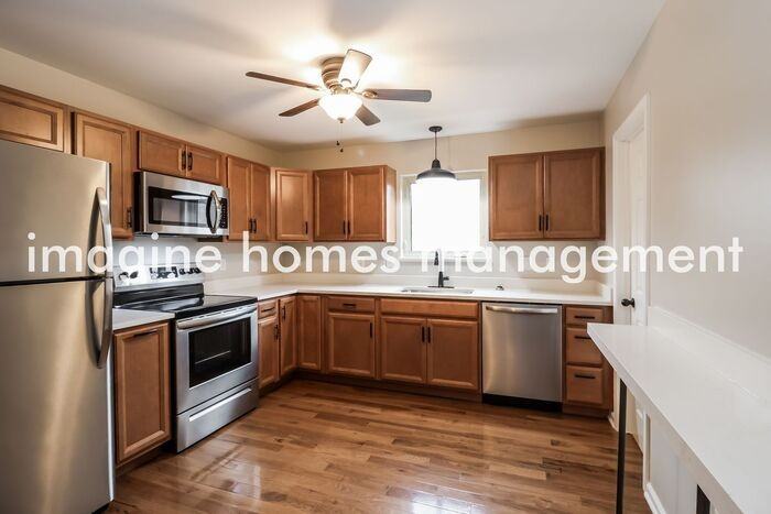 1201 Garrard St - Photo 6 of 19