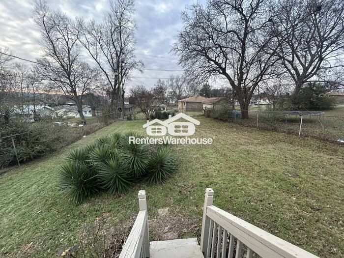 209 61st St - Photo 7 of 9