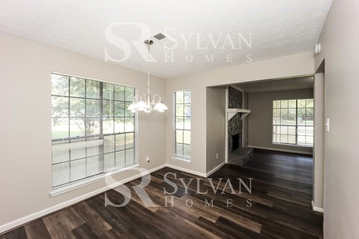 287 Martin Dr - Photo 5 of 15