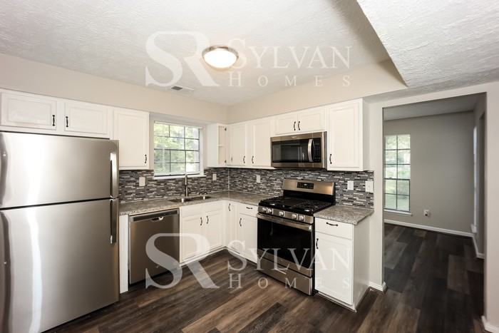 287 Martin Dr - Photo 6 of 15