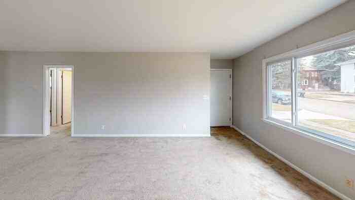 1110 N 18th St - Photo 5 of 14