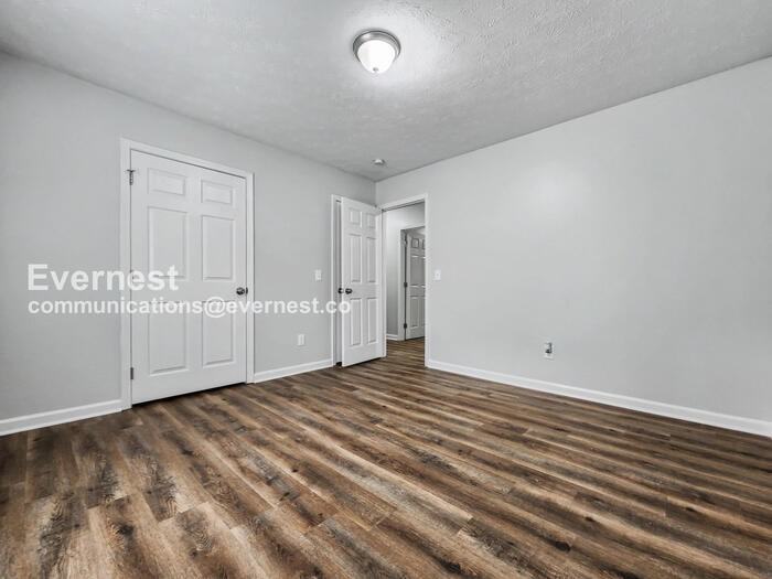 234 Elm Pl - Photo 6 of 21