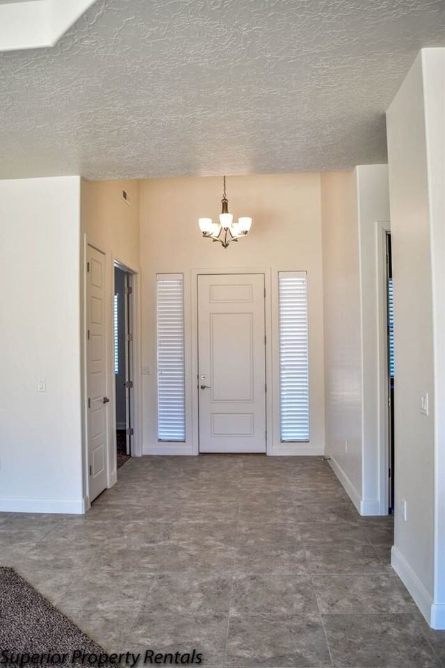 3353 S 2330 E - Photo 2 of 21