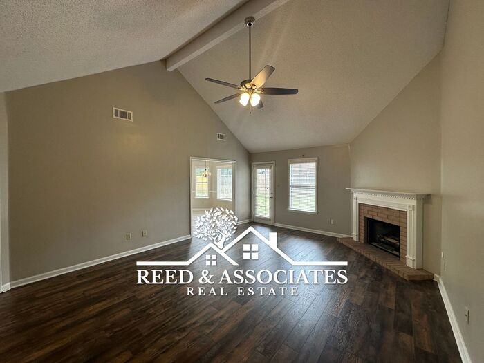 3062 Valley Green Ln - Photo 3 of 14