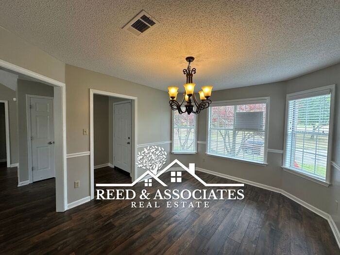 3062 Valley Green Ln - Photo 5 of 14