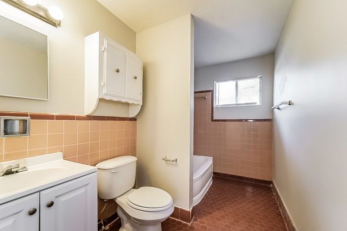 234 Valley Vista Dr - Photo 7 of 11