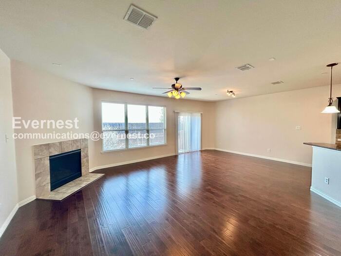 2356 Aspermont Way - Photo 4 of 28