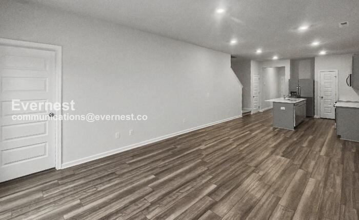 679 Birdie Dr - Photo 4 of 29