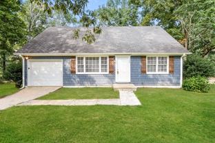 744 Vaughn Cir - Photo 1 of 1