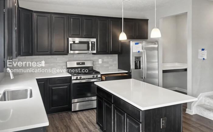 6227 Kemp St - Photo 2 of 27