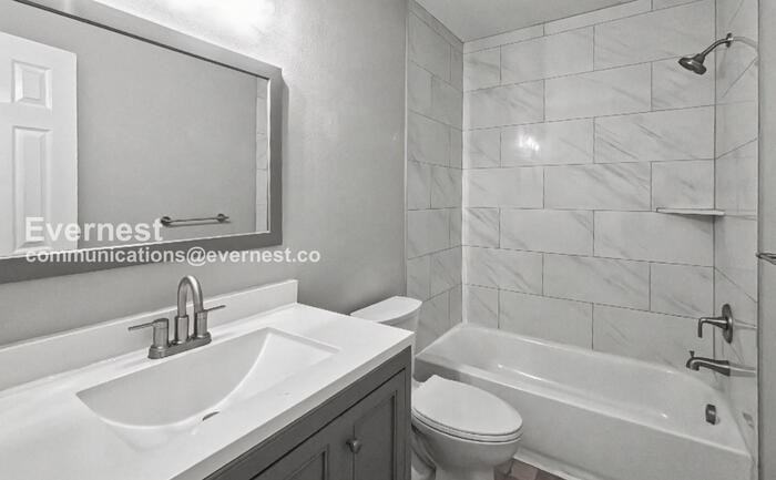 201 Armstrong St #A - Photo 5 of 17