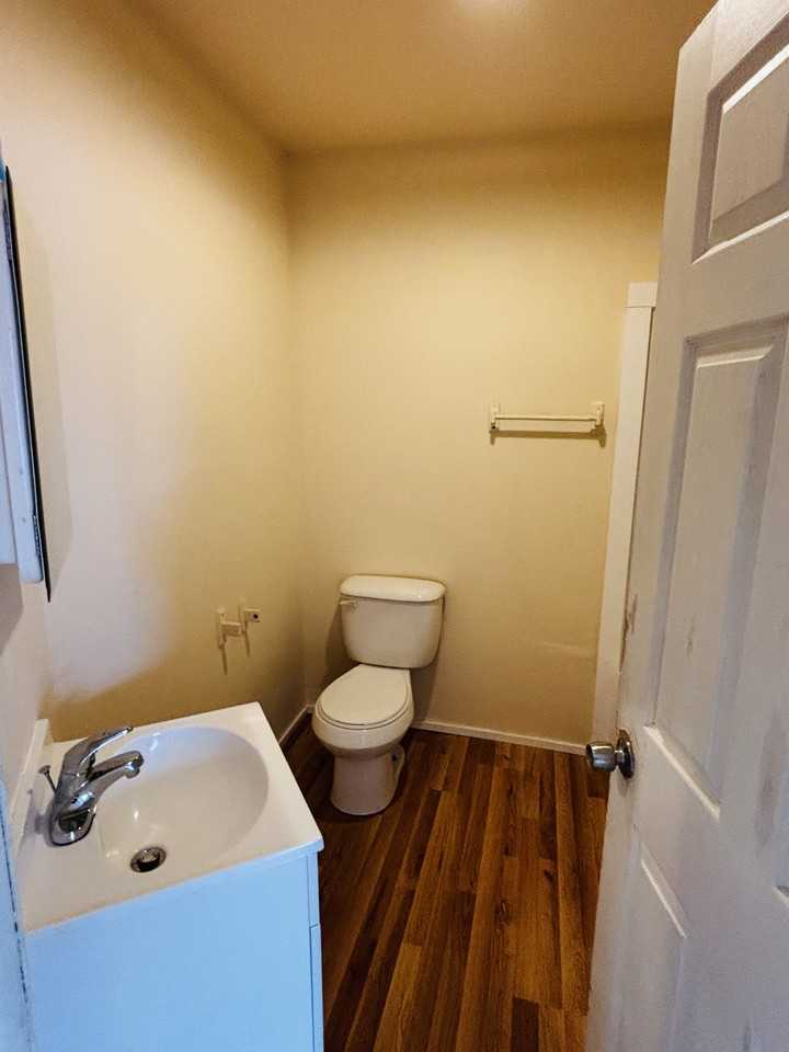 24 Main St #9 - Photo 5 of 9