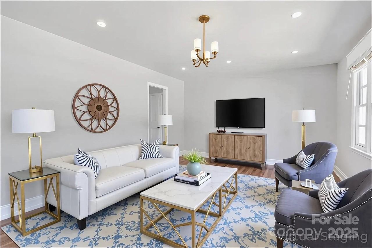 4635 Thornwood Rd - Photo 5 of 23