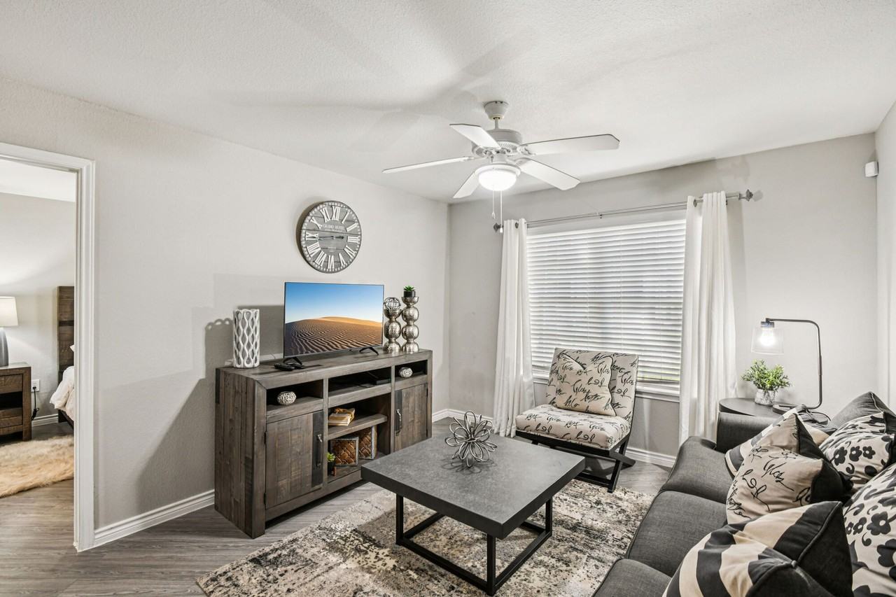 Stonecreek Apartments - Photo 6 of 33