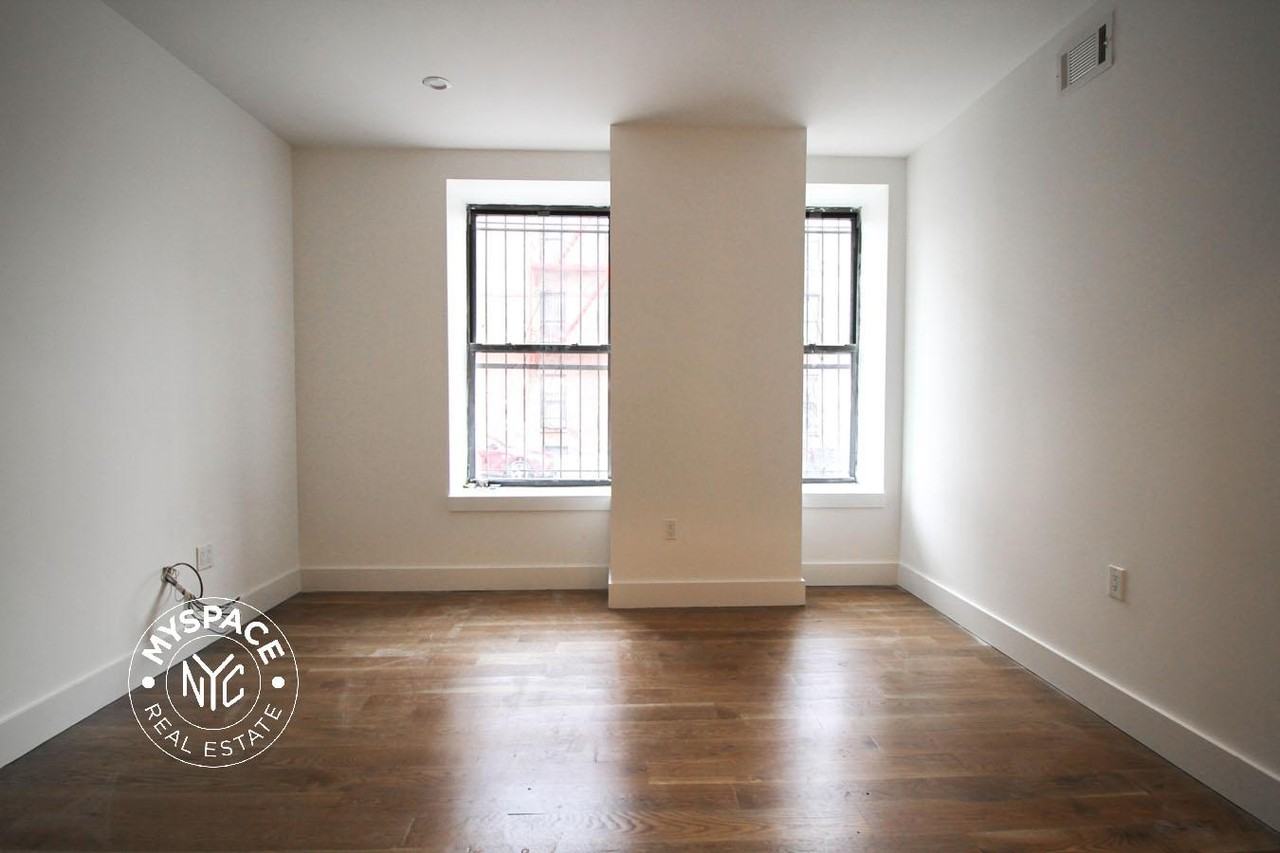 437 Throop Ave #3L - Photo 2 of 8