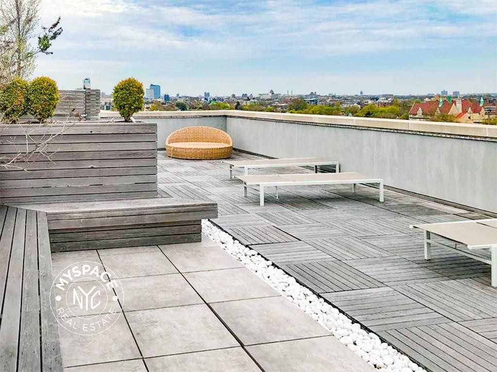 1326 Ocean Ave #5N - Photo 5 of 11