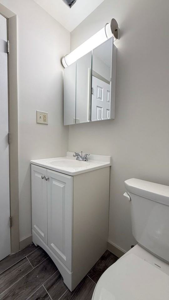 322 Hudson St / Luca Investments LLC - Photo 6 of 31