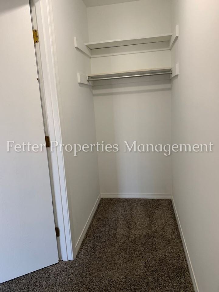 Andrea Court North - Photo 6 of 19