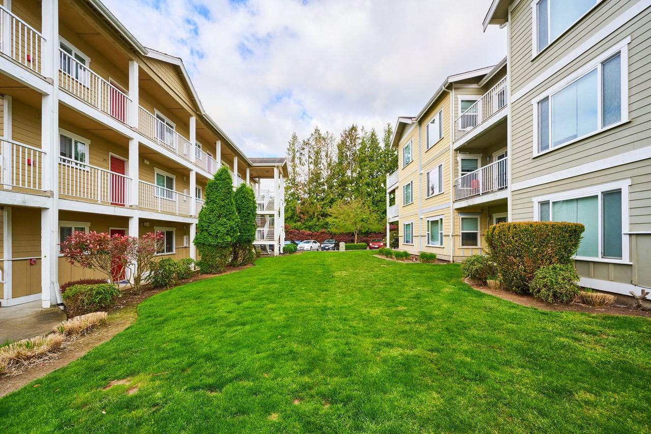 Garden Grove - Photo 4 of 37