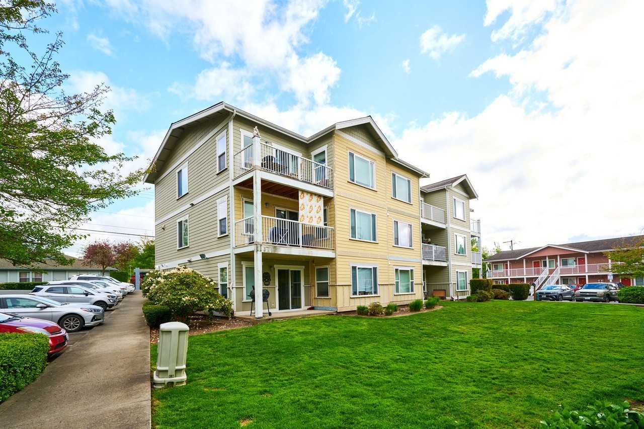 Garden Grove - Photo 6 of 37