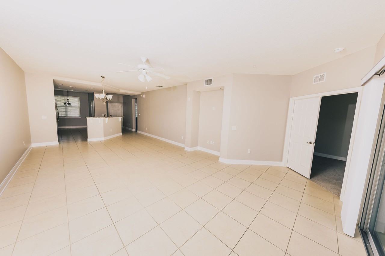 DLP Portofino-001 - Photo 5 of 22