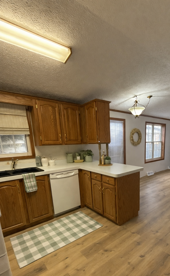 145 Terri Dr #145 - Photo 4 of 23