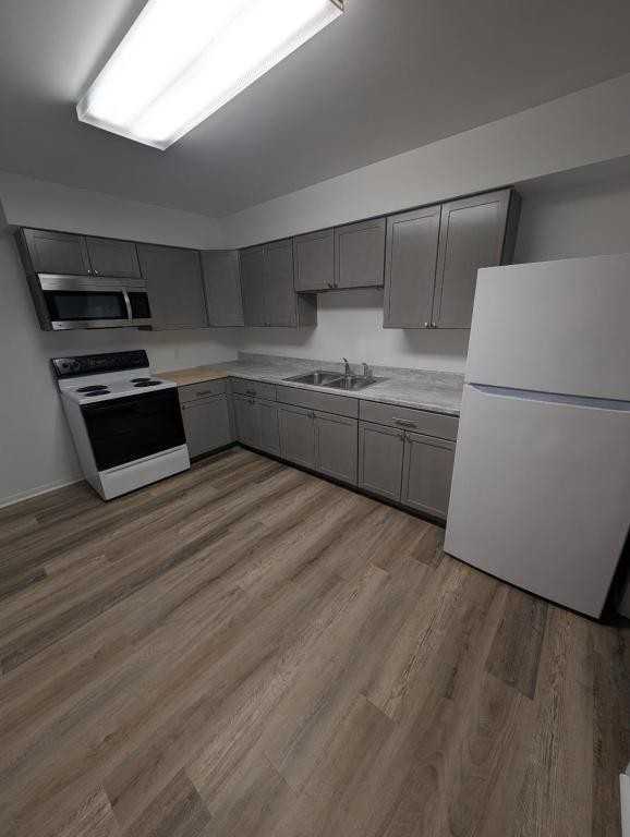 1820 Sunnyside Dr - Photo 2 of 14