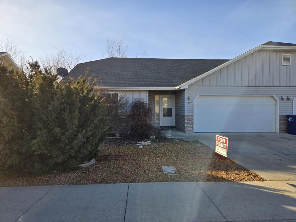 767 Alyssa Ave - Photo 2 of 17