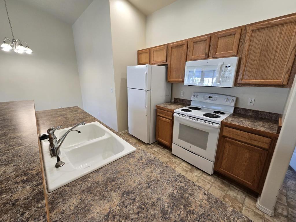 767 Alyssa Ave - Photo 6 of 17