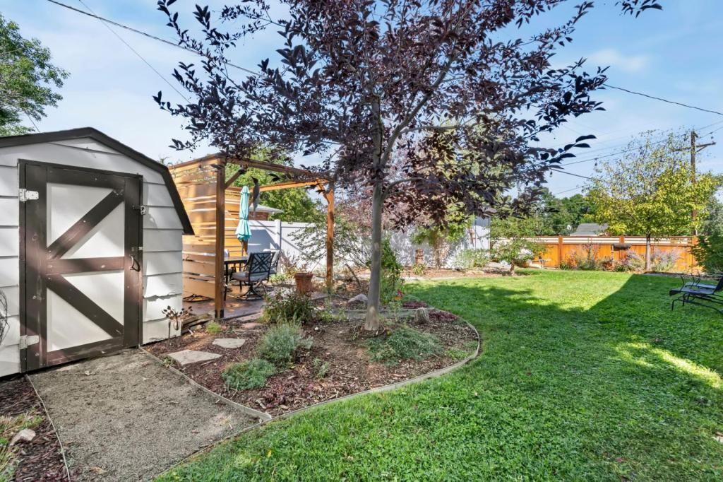 1001 Ida Dr - Photo 7 of 28