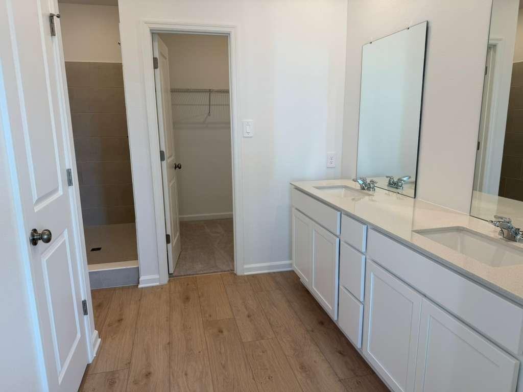 5153 Natalia Dr - Photo 6 of 13