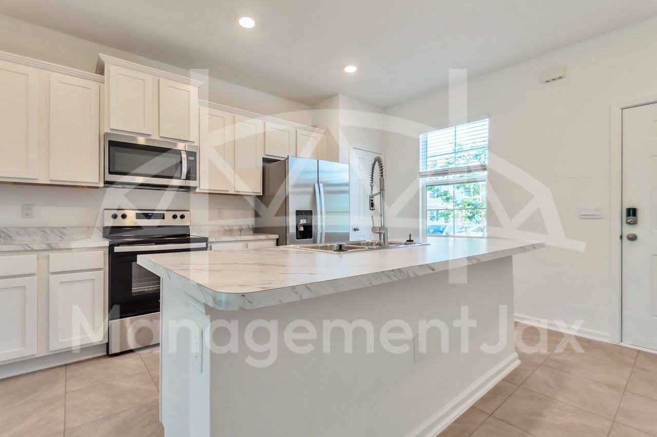 8369 Zenith Cir #1 - Photo 6 of 15