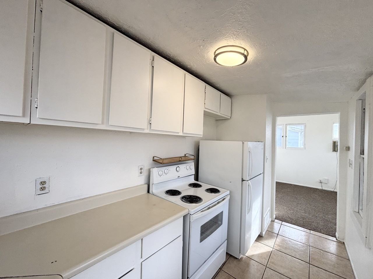 1110 E St #4 - Photo 2 of 23