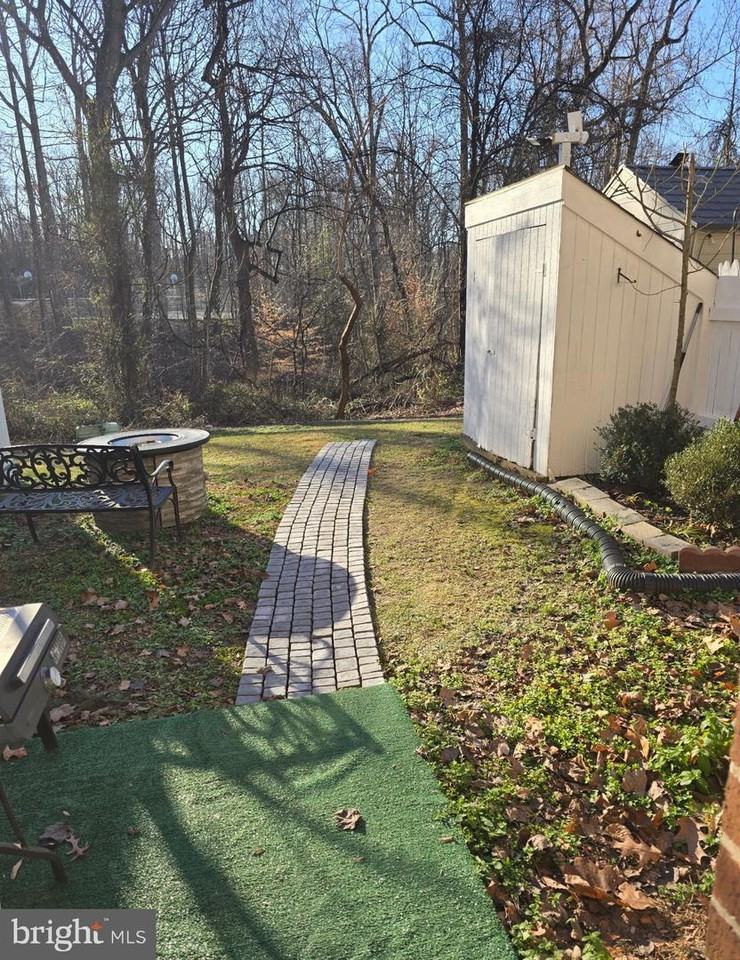 15305 Blacksmith Terrace - Photo 5 of 10