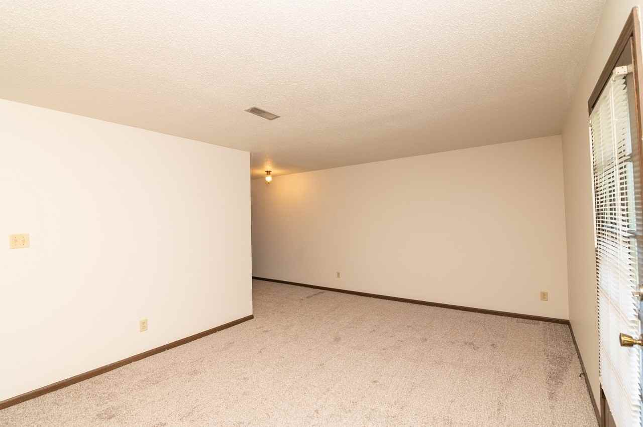 2313 Gray Fox Ter #B - Photo 6 of 13